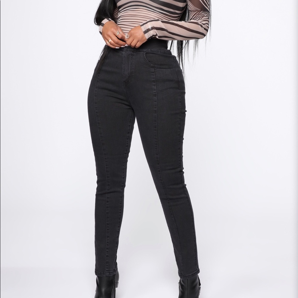 Belted Slimming High Waist Jeans